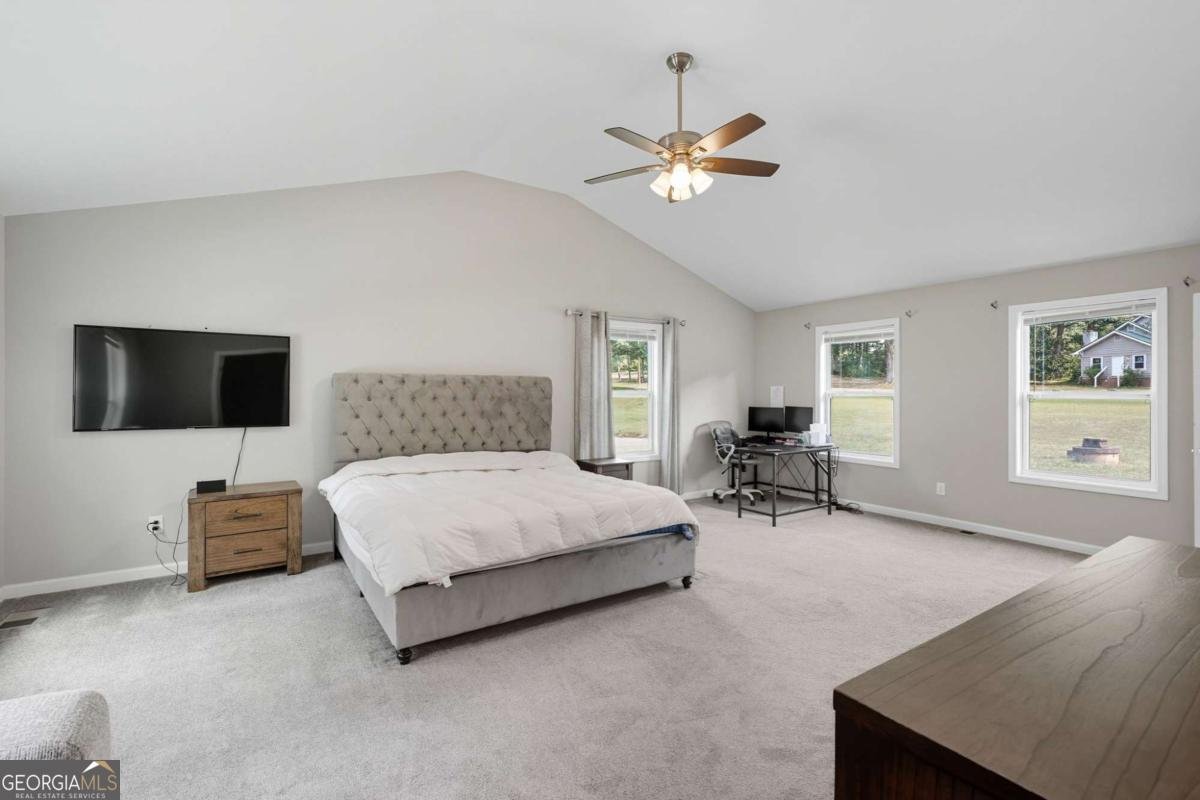 260 Oak Circle Hull - 20