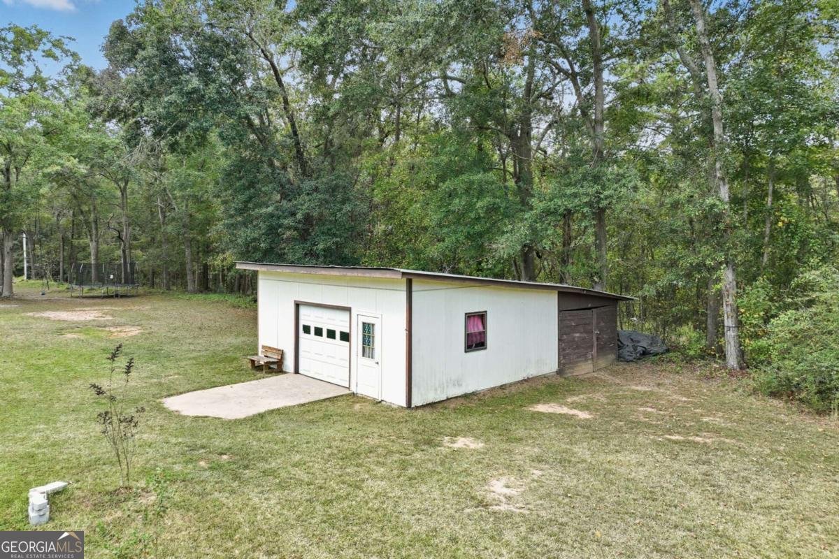 260 Oak Circle Hull - 38