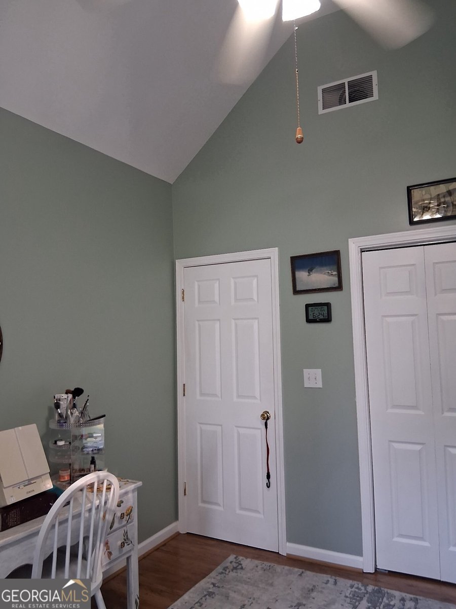 915 Charleston Court Gainesville - 9