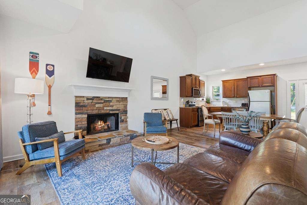 401 Black Oak Drive Sparta - 23