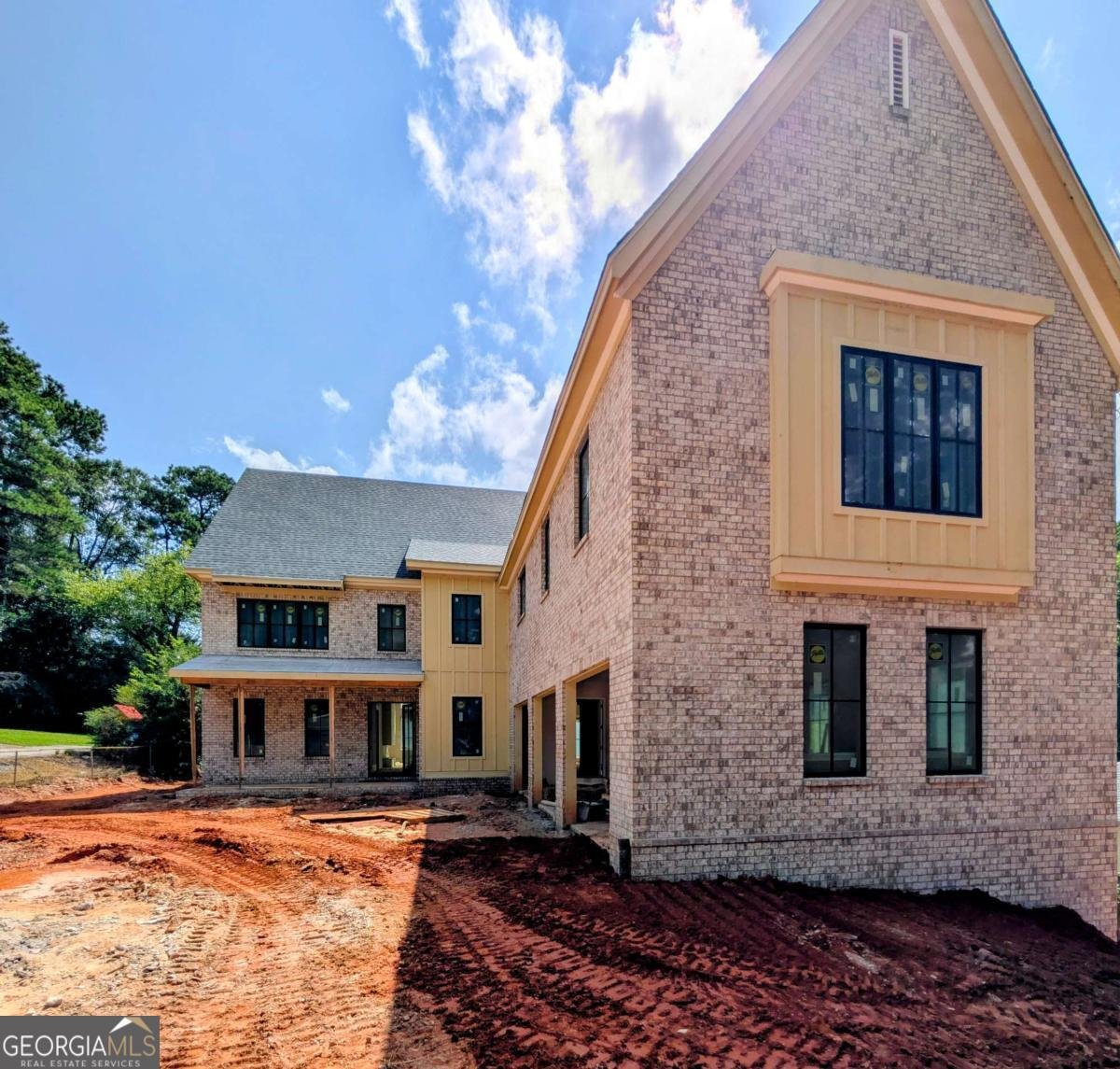 6107 Harleston Road Sandy Springs - main photo