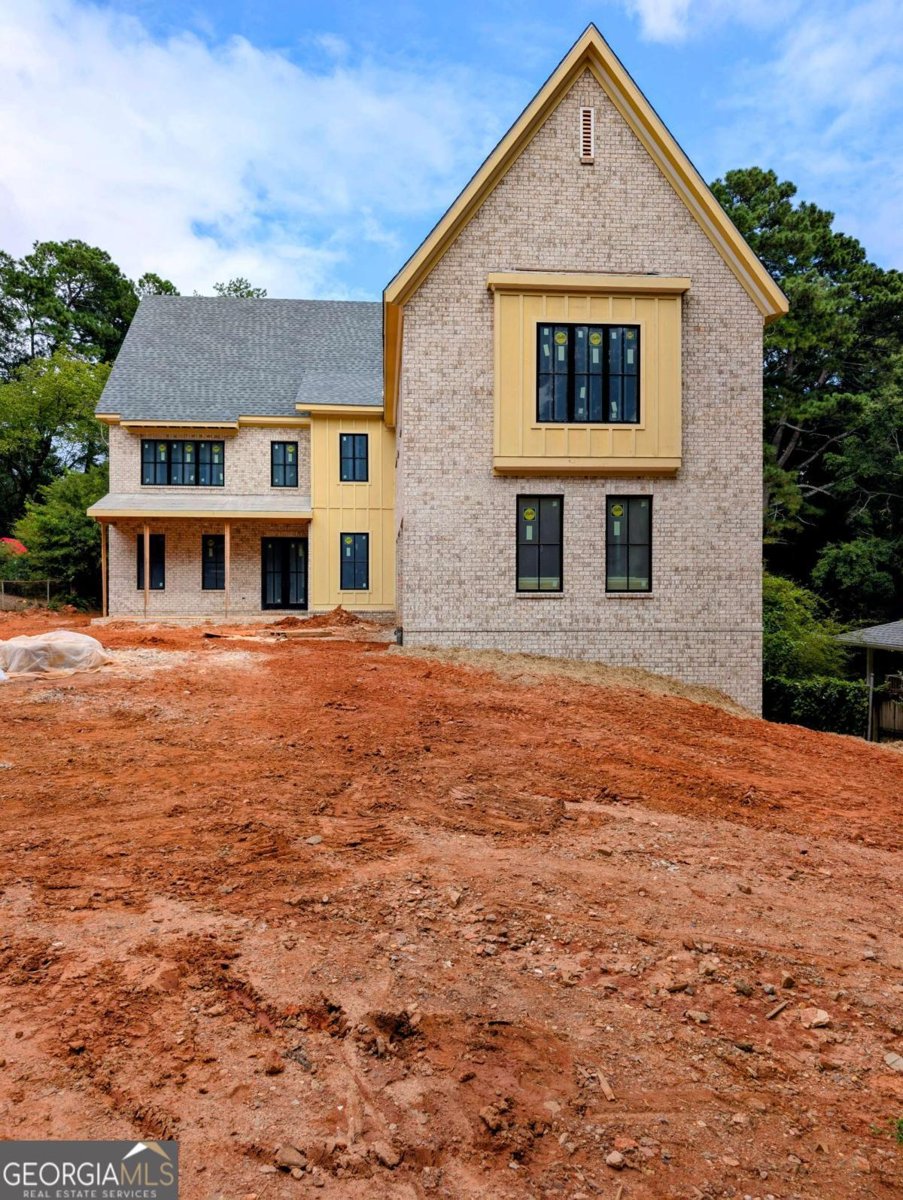 6107 Harleston Road Sandy Springs - 2