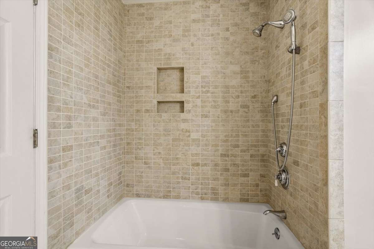 5114 Ivy Road Atlanta - 25