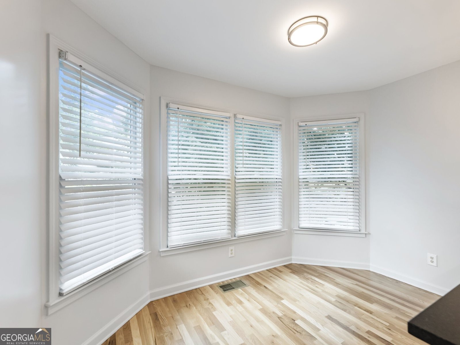 946 Fern Avenue Atlanta - 11