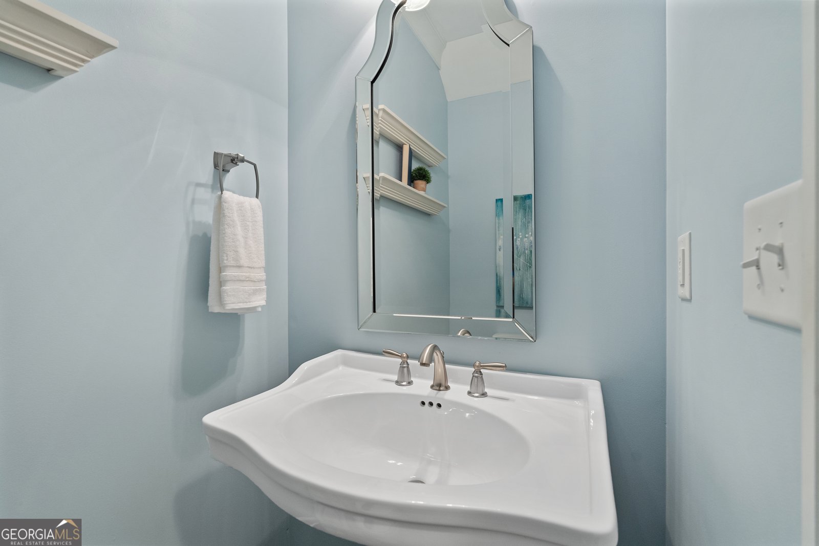 7535 Jamestown Drive Alpharetta - 7
