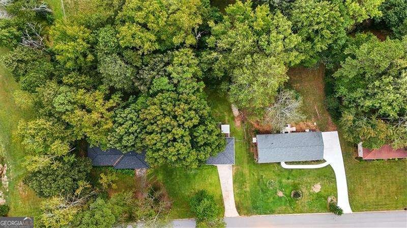 4017 Lauada Drive Douglasville - 64
