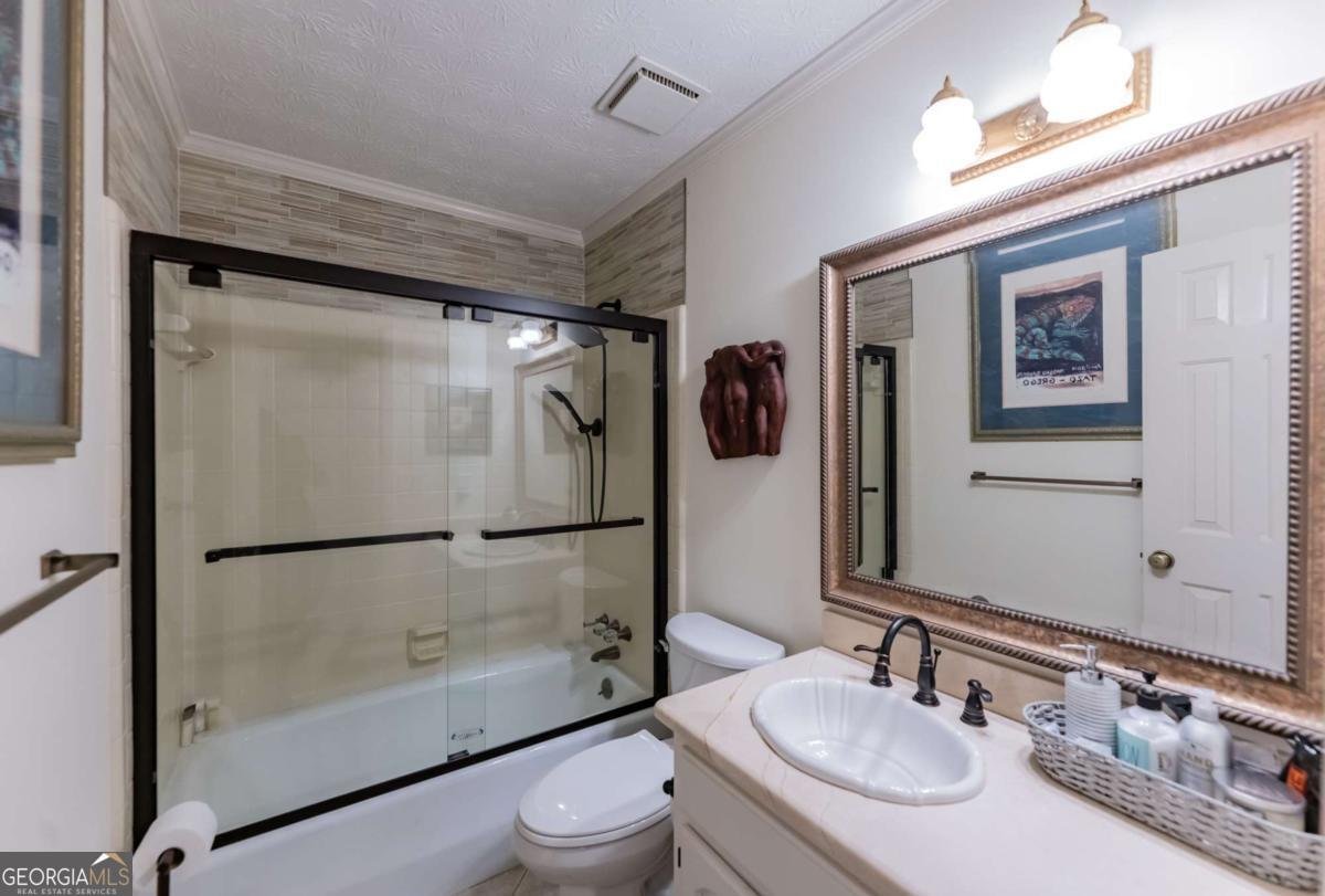 5027 Castlewood Drive Lilburn - 20