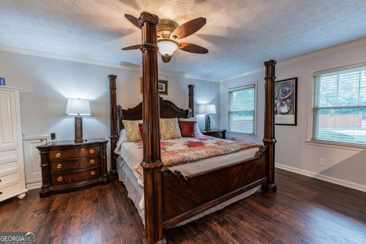 5027 Castlewood Drive Lilburn - 21