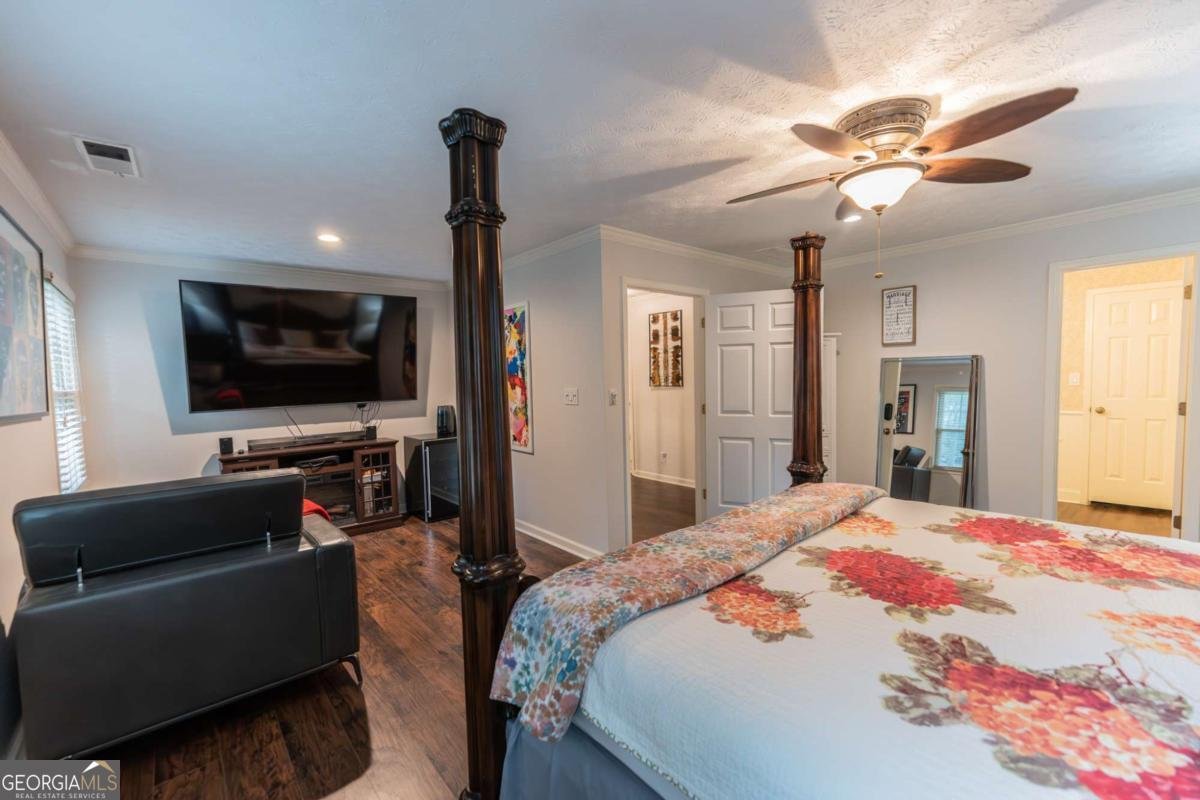 5027 Castlewood Drive Lilburn - 22
