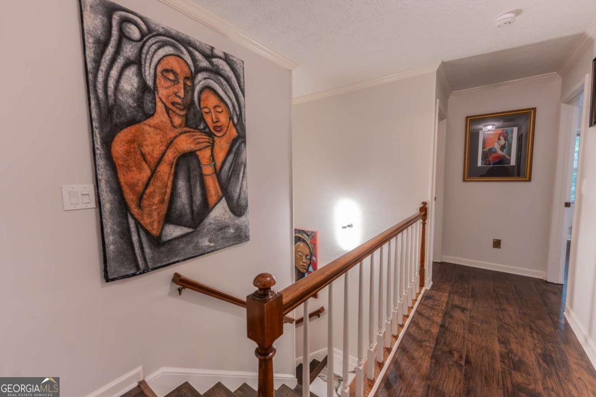 5027 Castlewood Drive Lilburn - 33