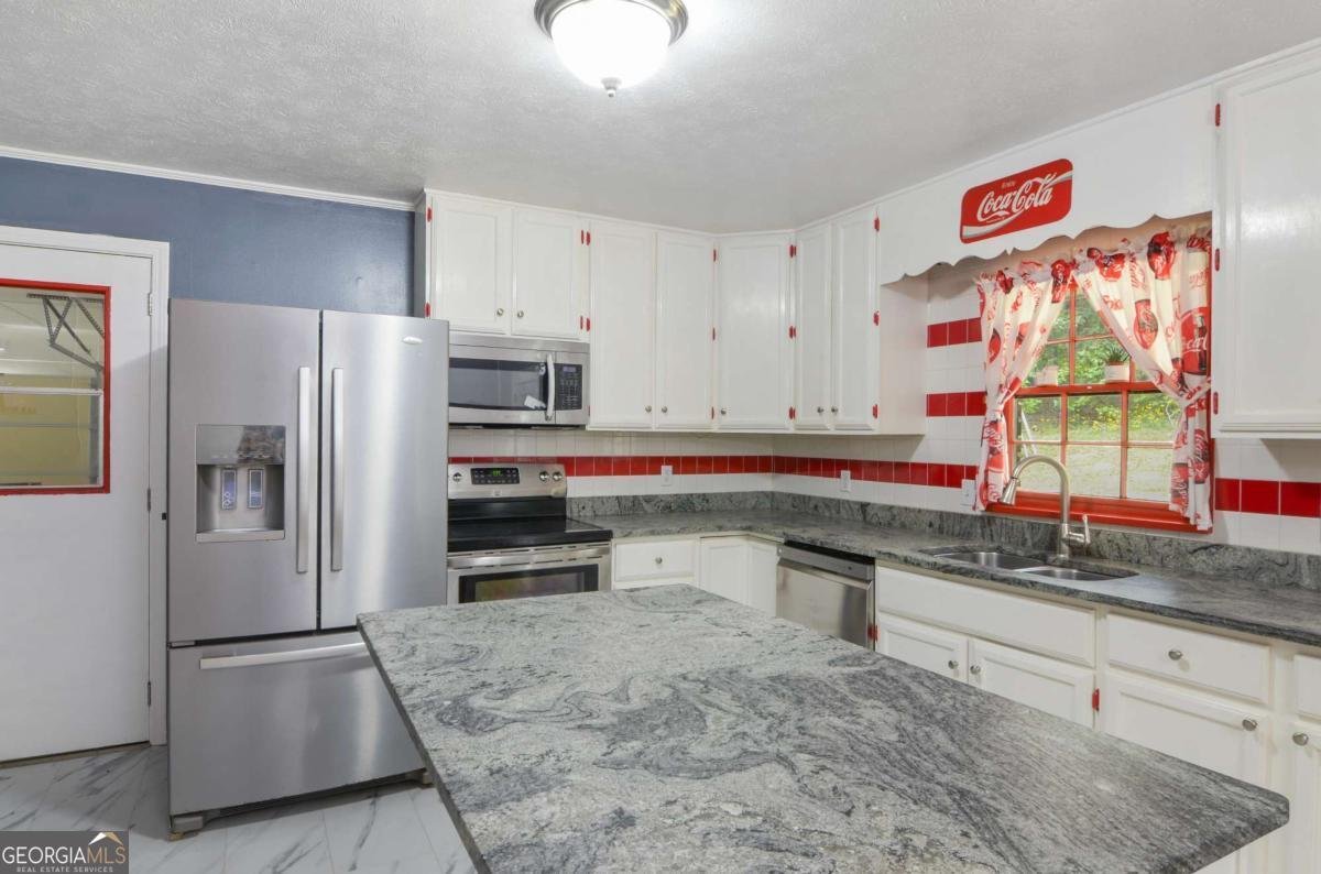 3243 Highway 184 Toccoa - 23