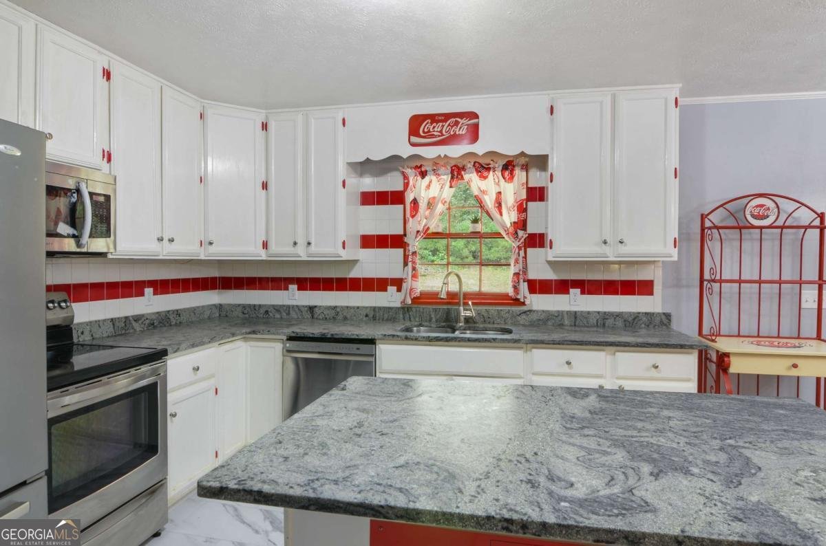 3243 Highway 184 Toccoa - 25