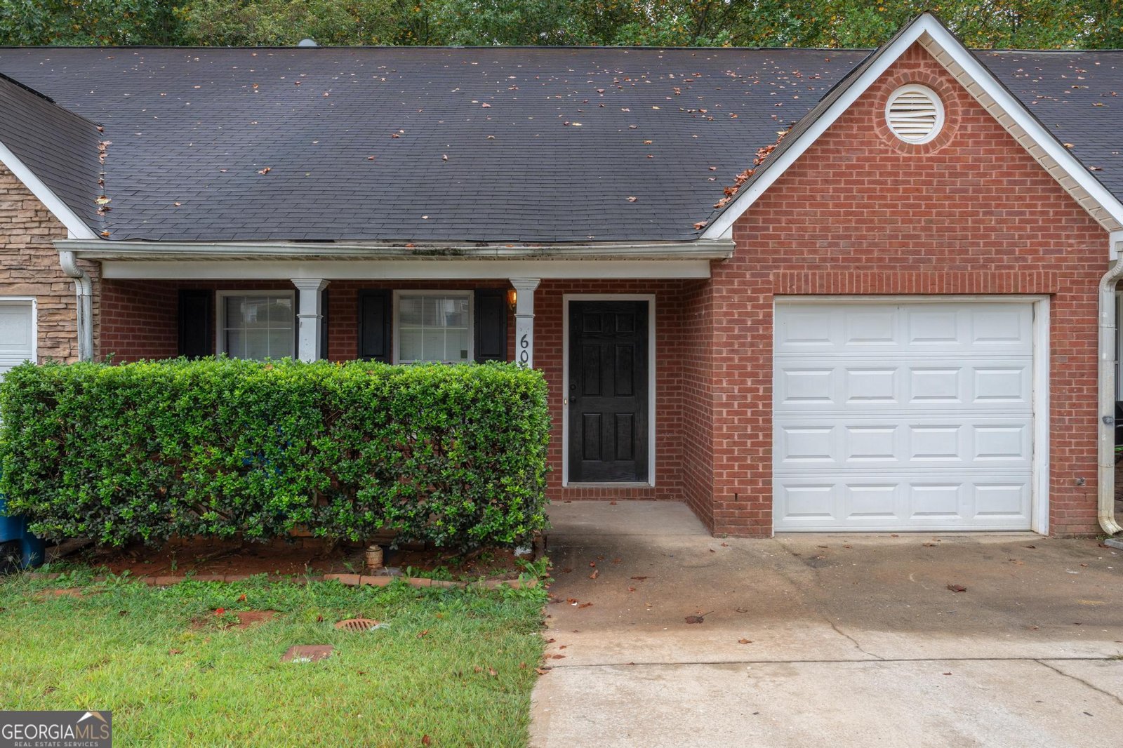 6033 Creekerton Boulevard McDonough - 1