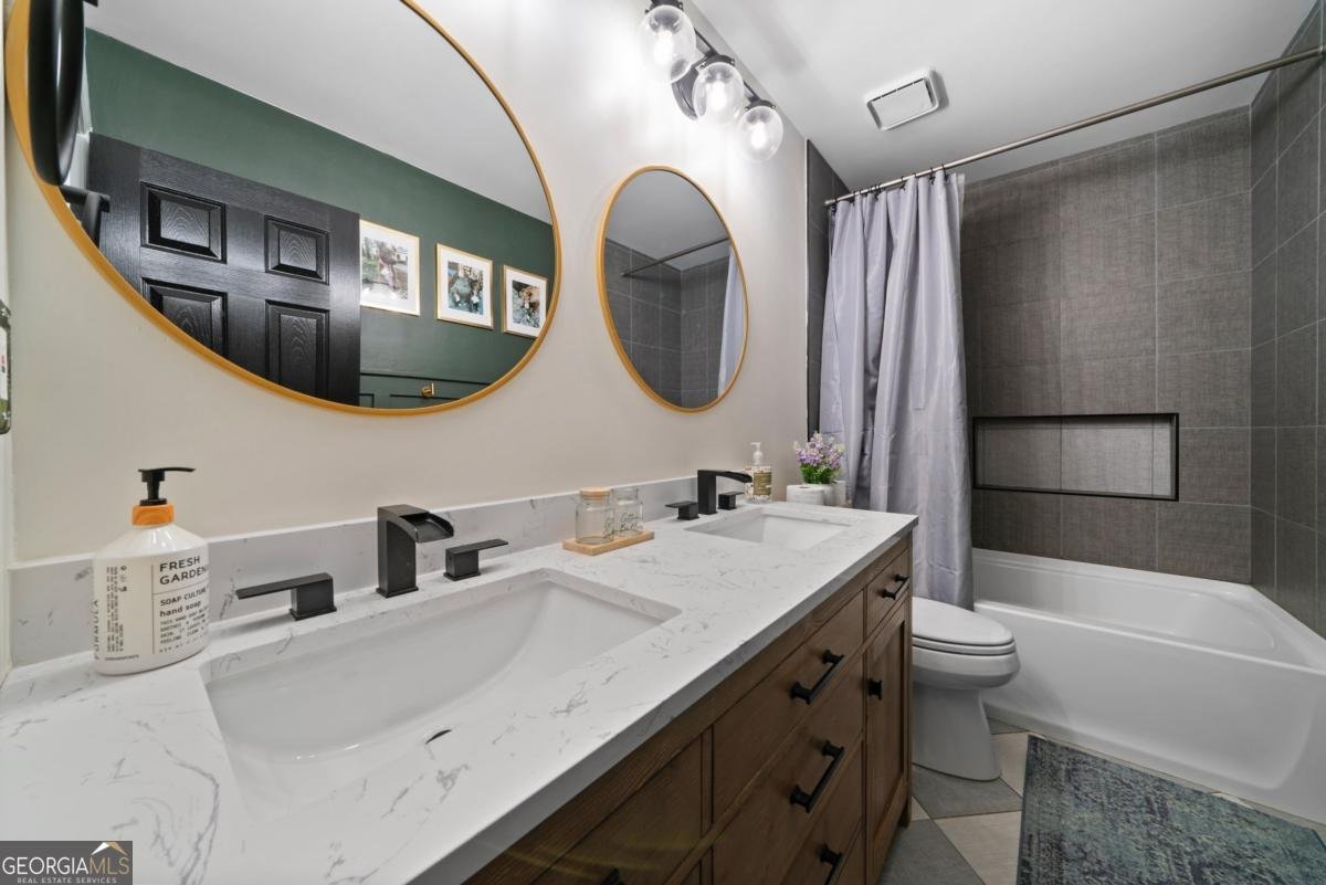 5725 Fairwood Drive Acworth - 27