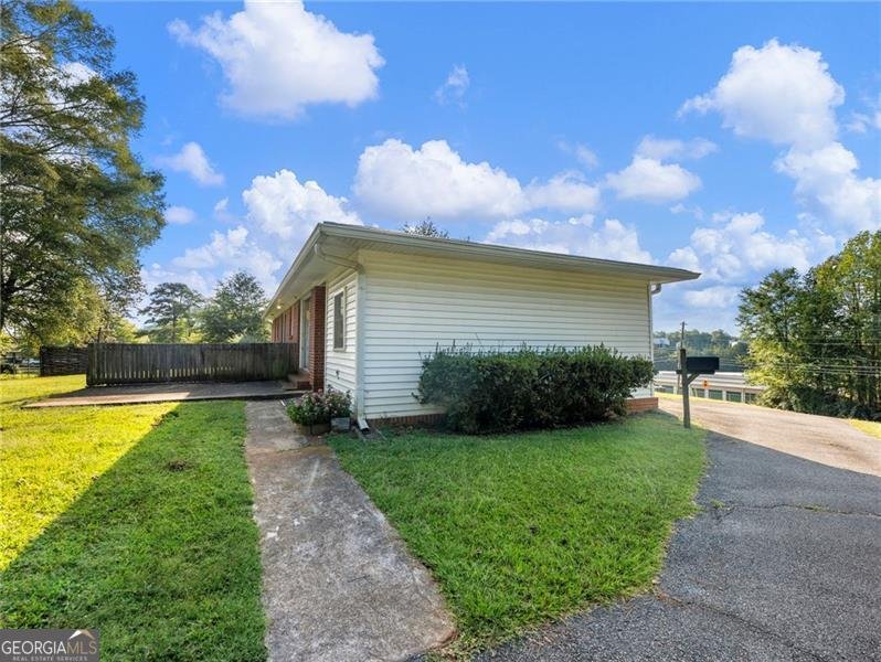 107 Holiday Road Buford - 17