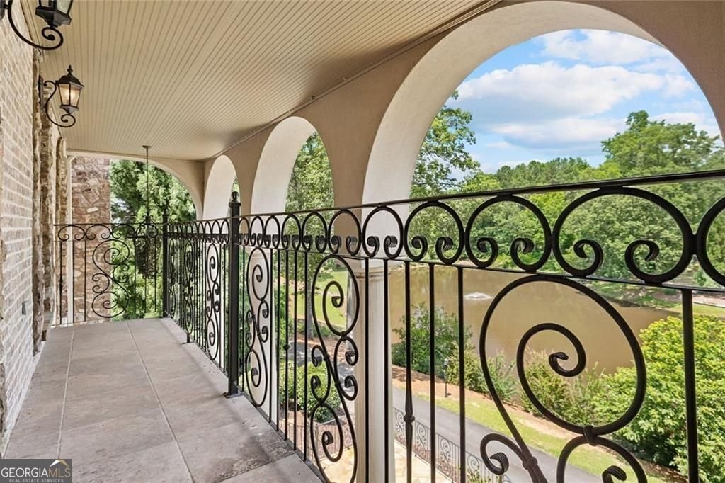 11140 W. Road Roswell - 33
