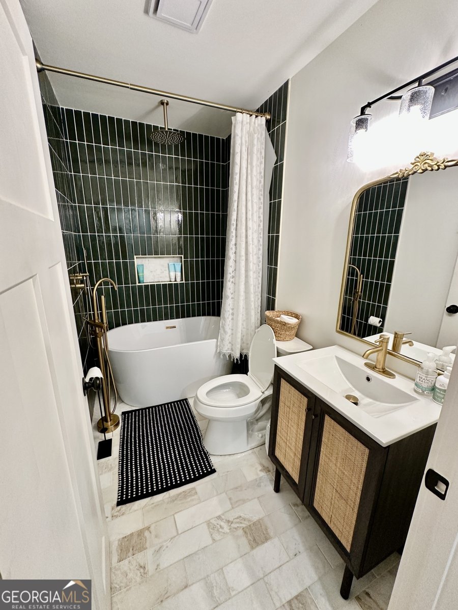 775 Ridgewood Avenue Gainesville - 39
