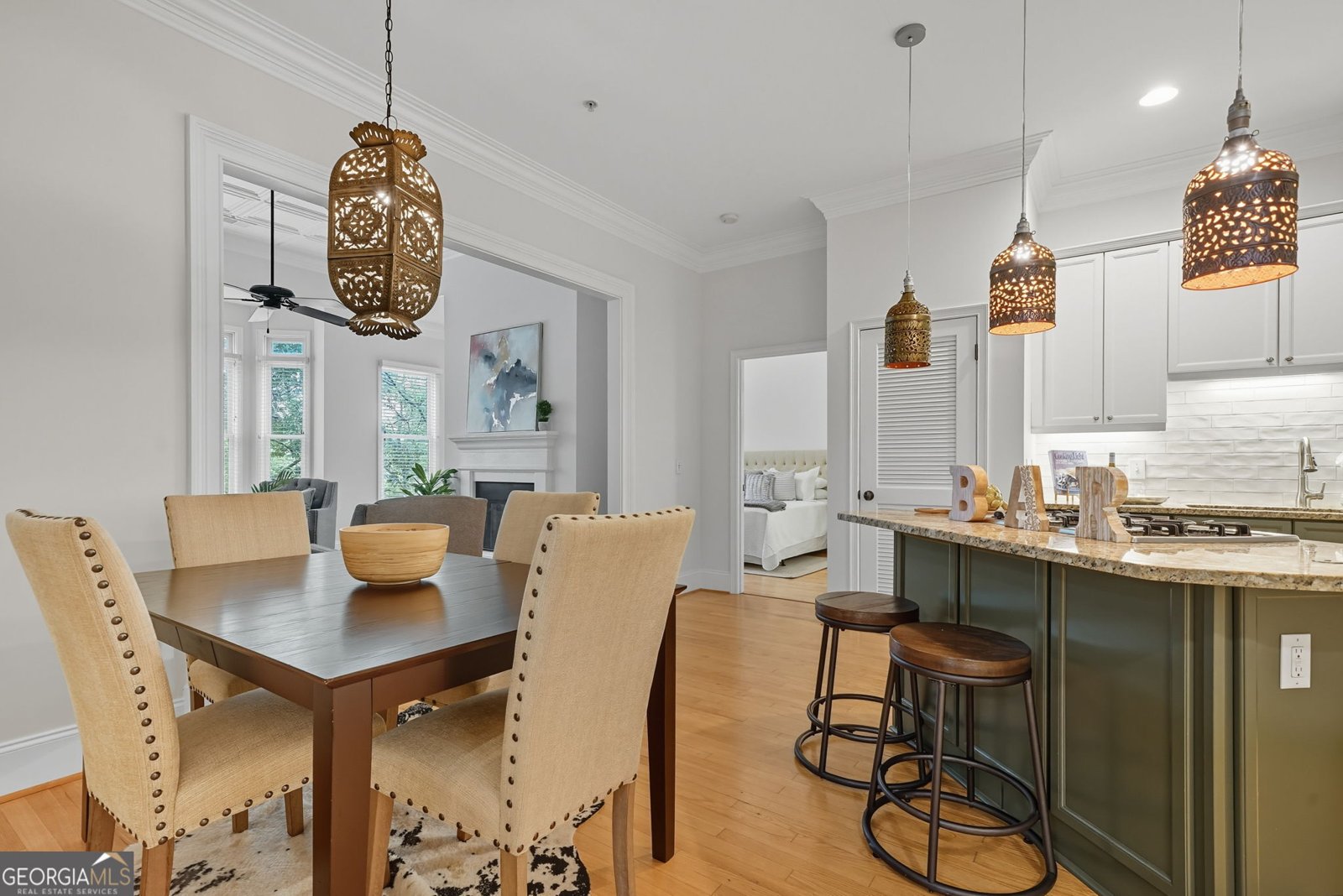 825 Highland Lane Atlanta - 19