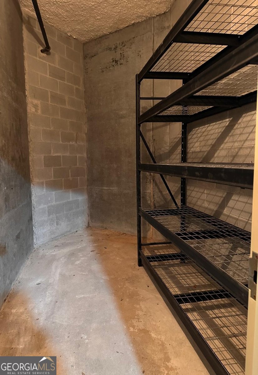 825 Highland Lane Atlanta - 3