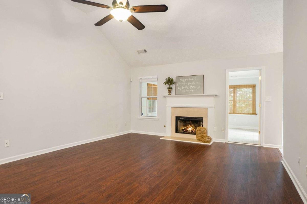 370 Cedarhurst Road Lawrenceville - 10