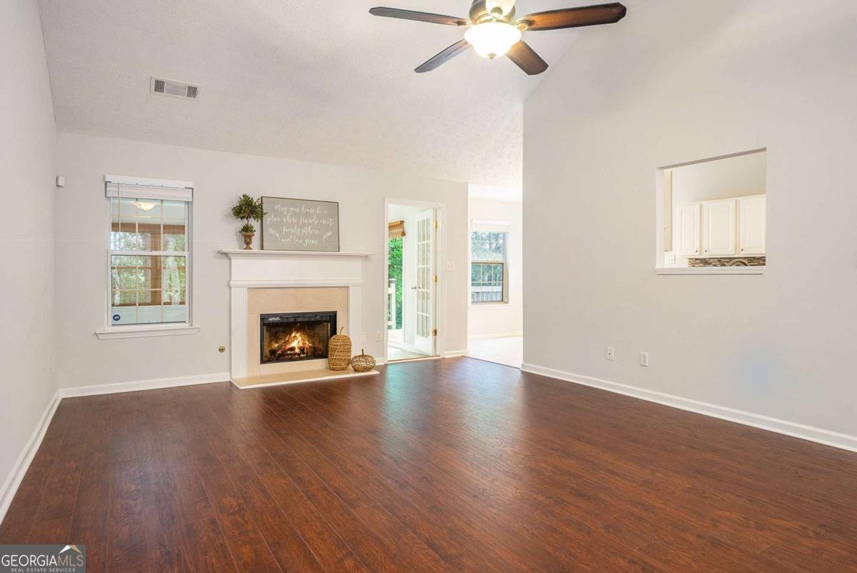 370 Cedarhurst Road Lawrenceville - 12