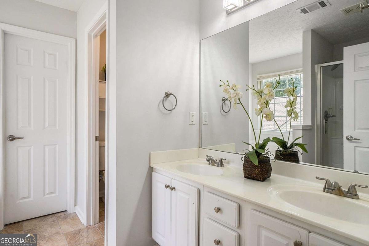 370 Cedarhurst Road Lawrenceville - 20