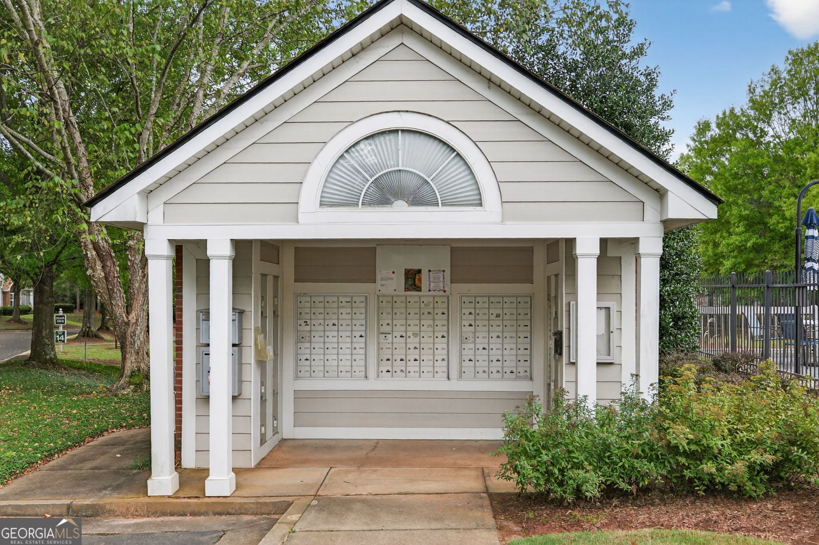 4016 Vineyards Lane Kennesaw - 40