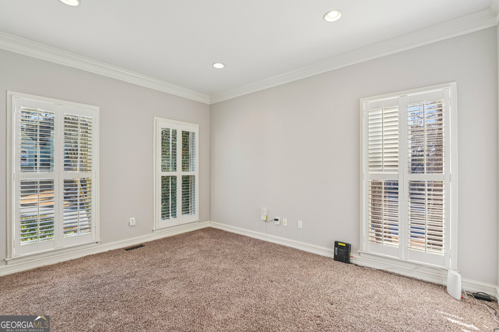 701 Whisper Wind Court Woodstock - Photo 9