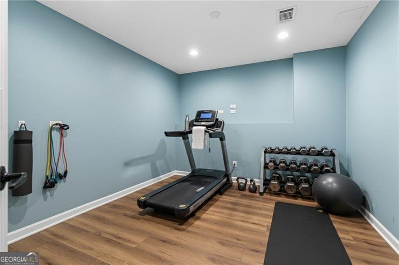 822 Lakeglen Drive Suwanee - 39