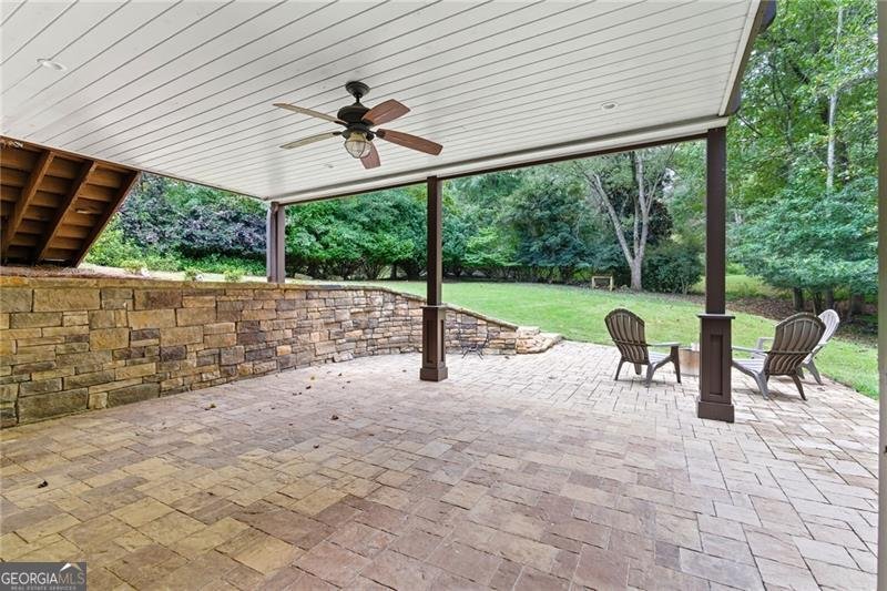 822 Lakeglen Drive Suwanee - 46