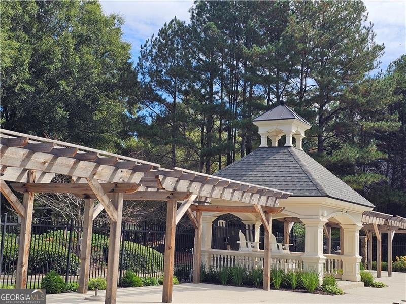 822 Lakeglen Drive Suwanee - 6