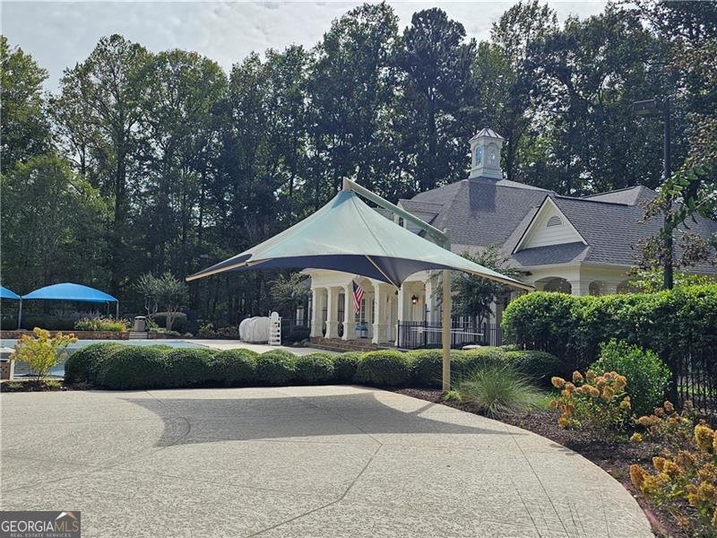 822 Lakeglen Drive Suwanee - 7