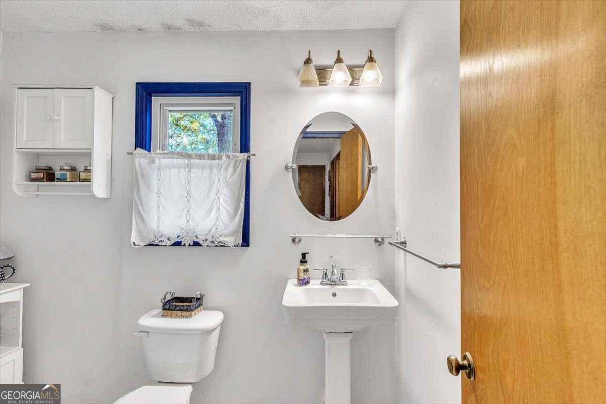 408 Flowers Drive Hinesville - 27