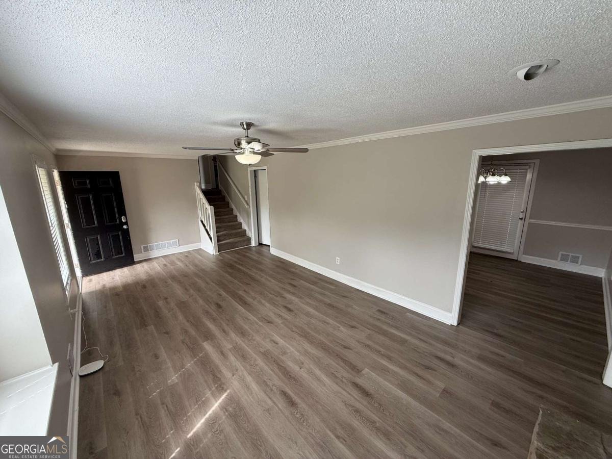 8080 Sumit Creek Drive Kennesaw - 27