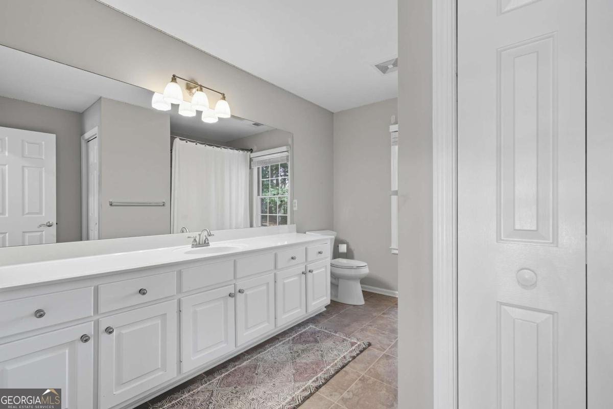 1056 East Lake Drive Gainesville - 9