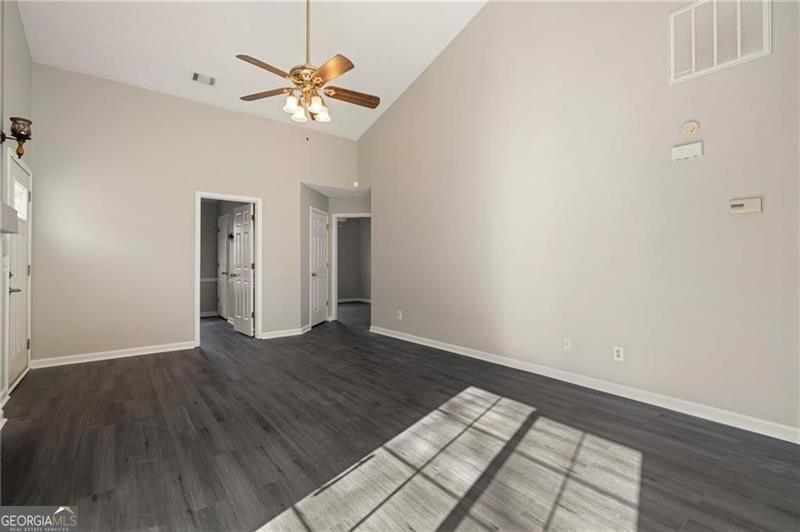 2025 Brittania Circle Woodstock - 11