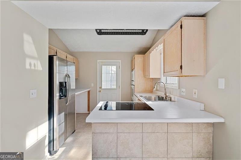 2025 Brittania Circle Woodstock - 12