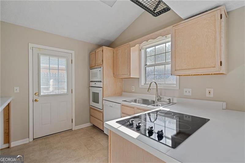 2025 Brittania Circle Woodstock - 13