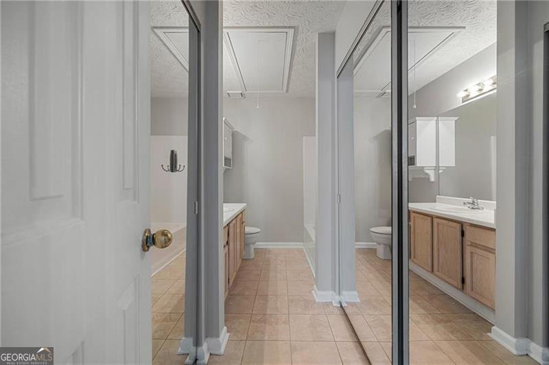 2025 Brittania Circle Woodstock - 26