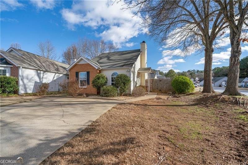 2025 Brittania Circle Woodstock - 3