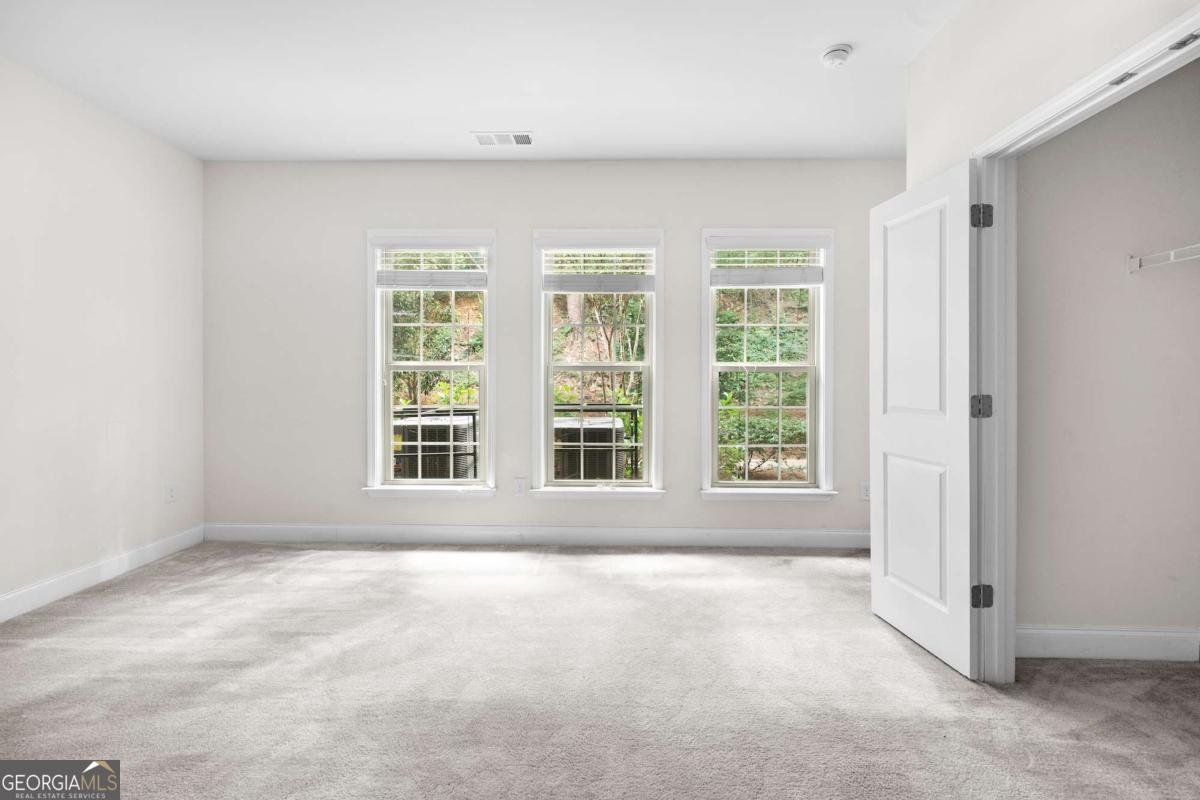 2166 Rock Creek Park Decatur - 36
