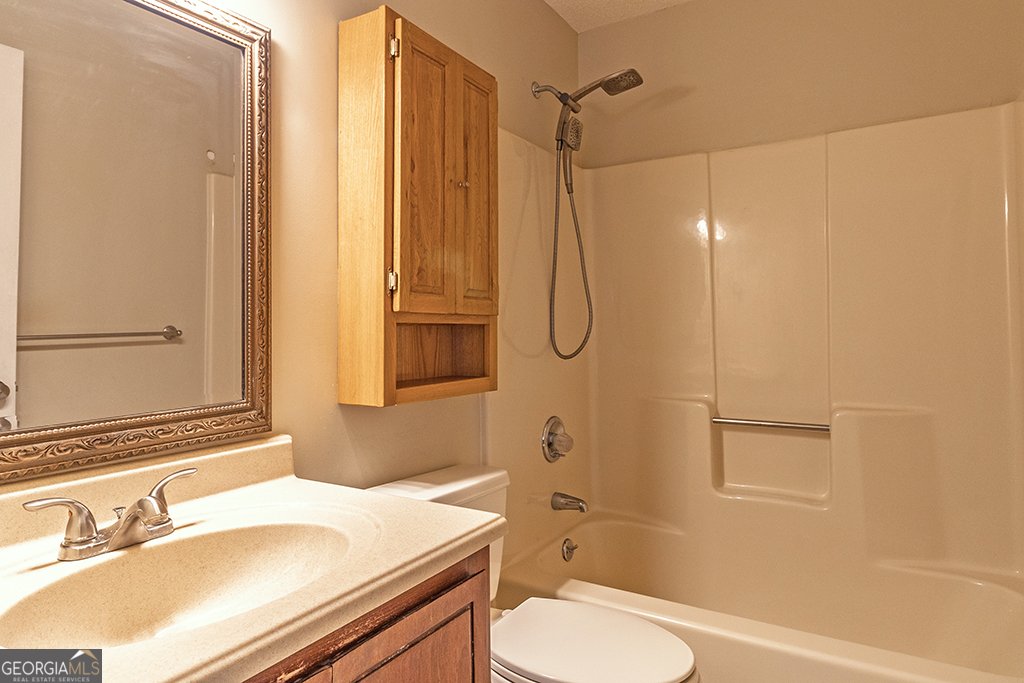 105 Fernwood Drive Warner Robins - 28