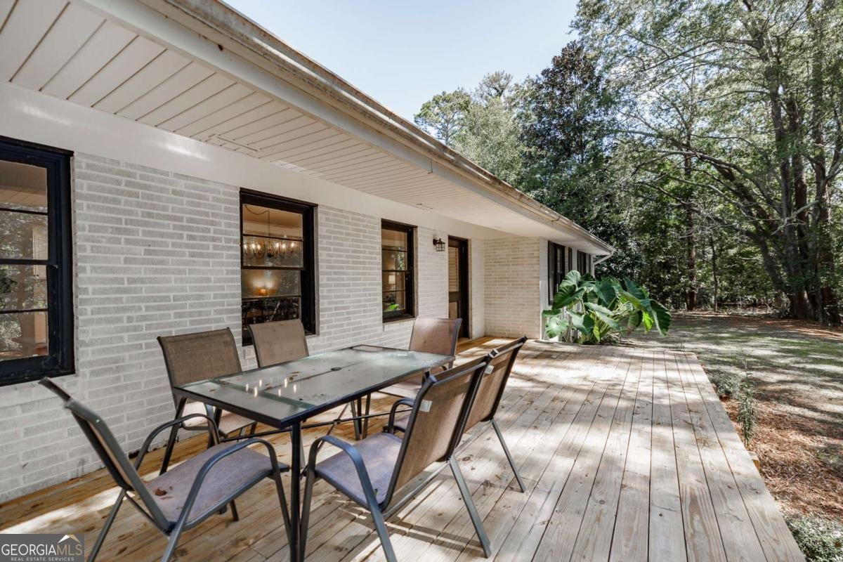 1070 Sunnyside Drive Athens - 25