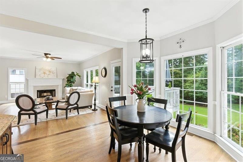 1042 AVERY CREEK woodstock - 22