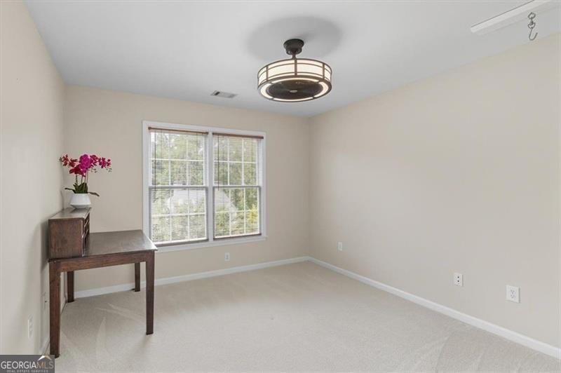 1042 AVERY CREEK woodstock - 45