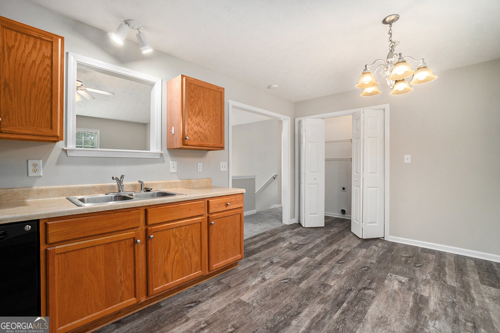 178 Colton Drive Dallas - 10