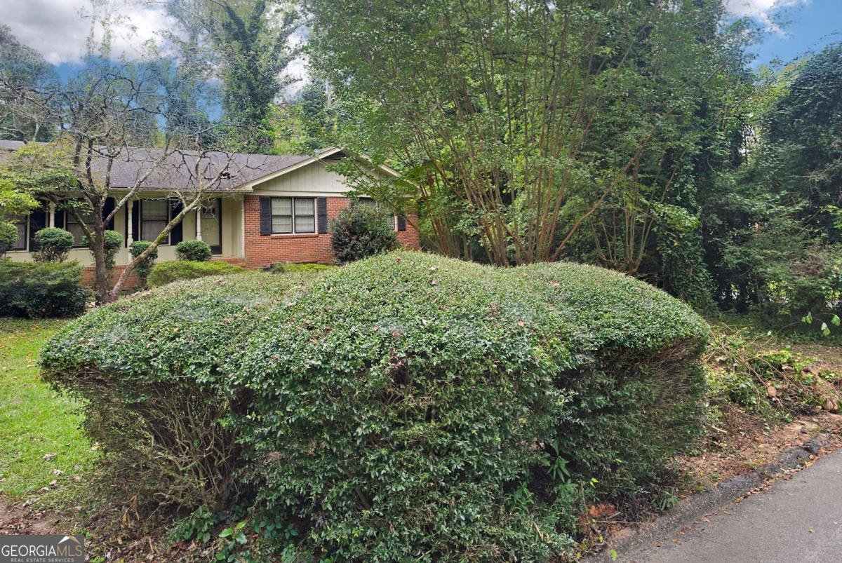501 Valleyview Drive Winder - 2