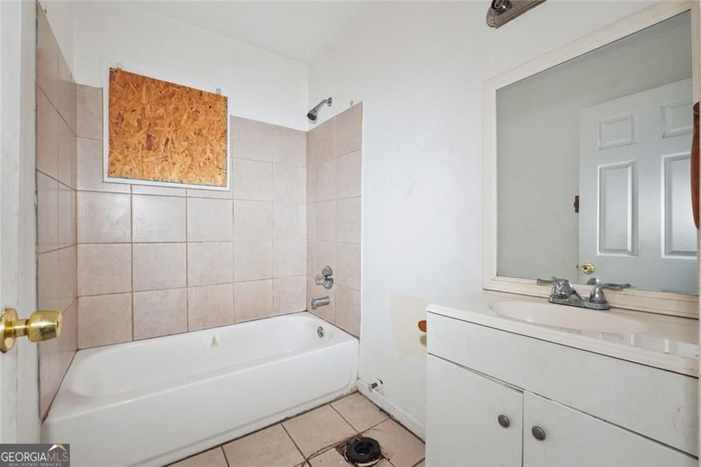 784 Commercial Avenue Atlanta - 11