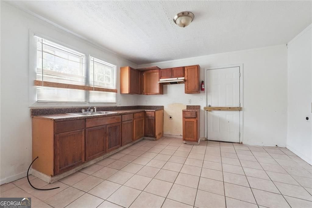 784 Commercial Avenue Atlanta - 3
