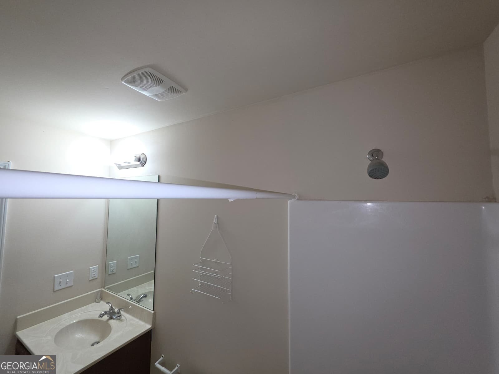 4111 Village Crossing Circle Ellenwood - 33